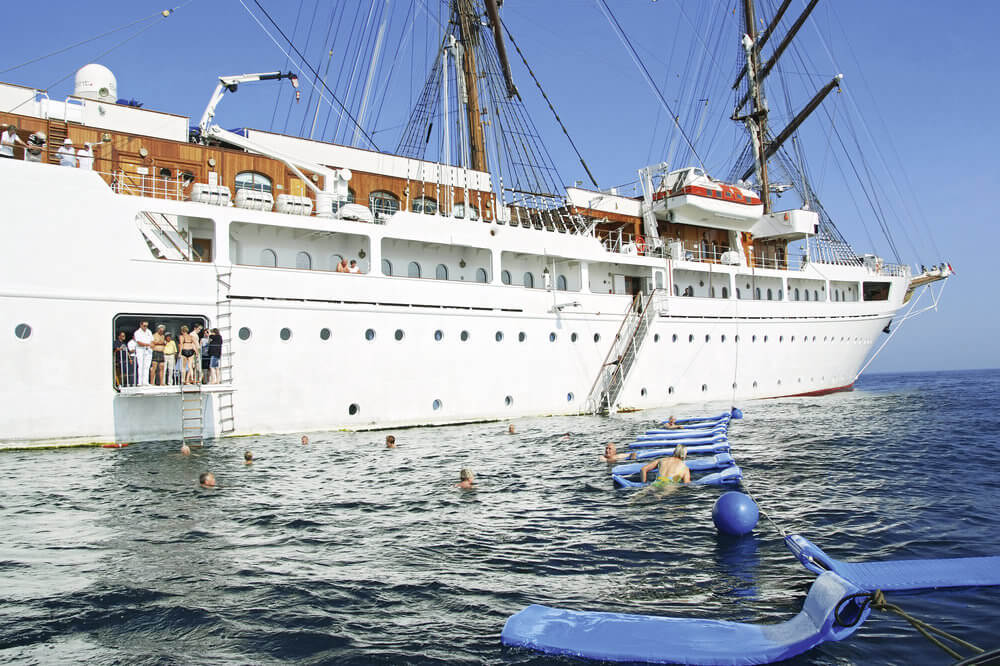 SeaCloud_Kreuzfahrten_SeaCloud2_Schwimmen