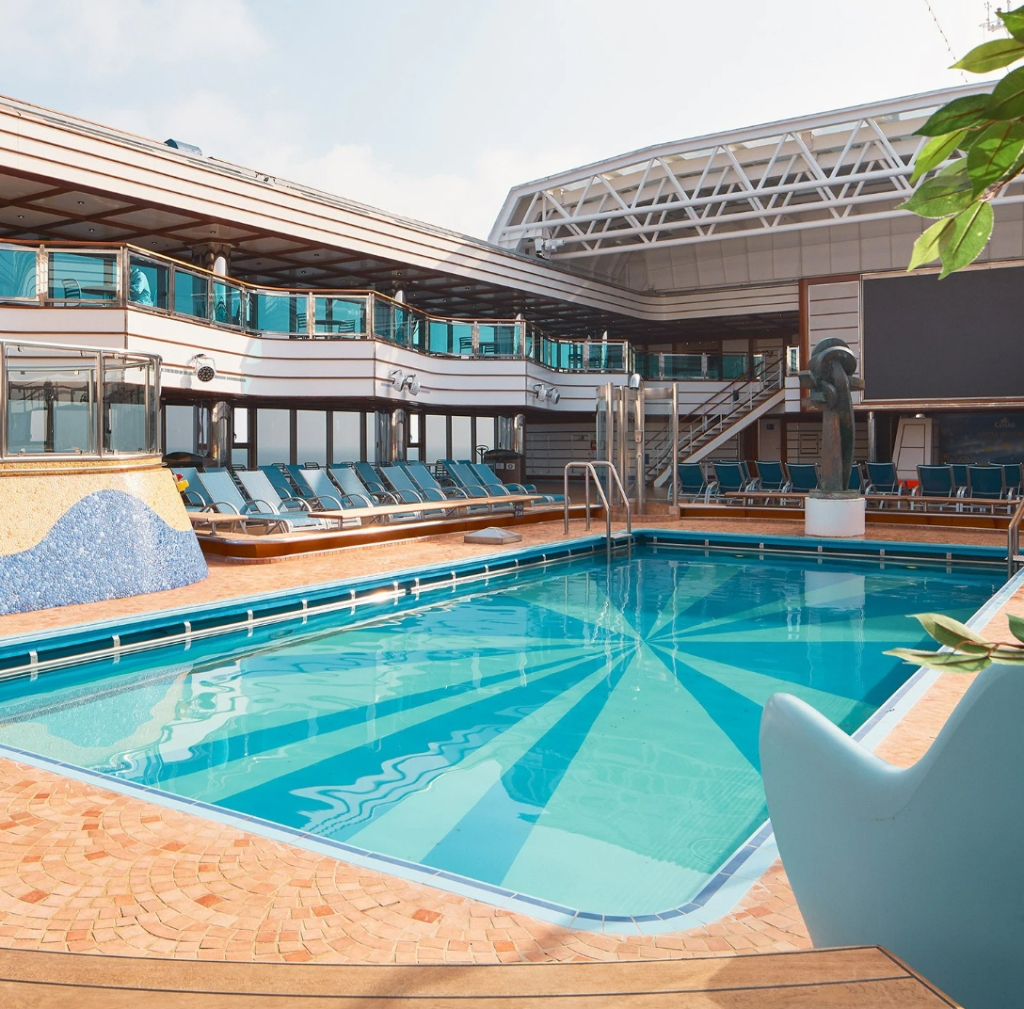 Costa Deliziosa Pooldeck