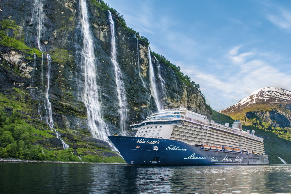 Kreuzfahrt ohne Flug - Urlaub auf See