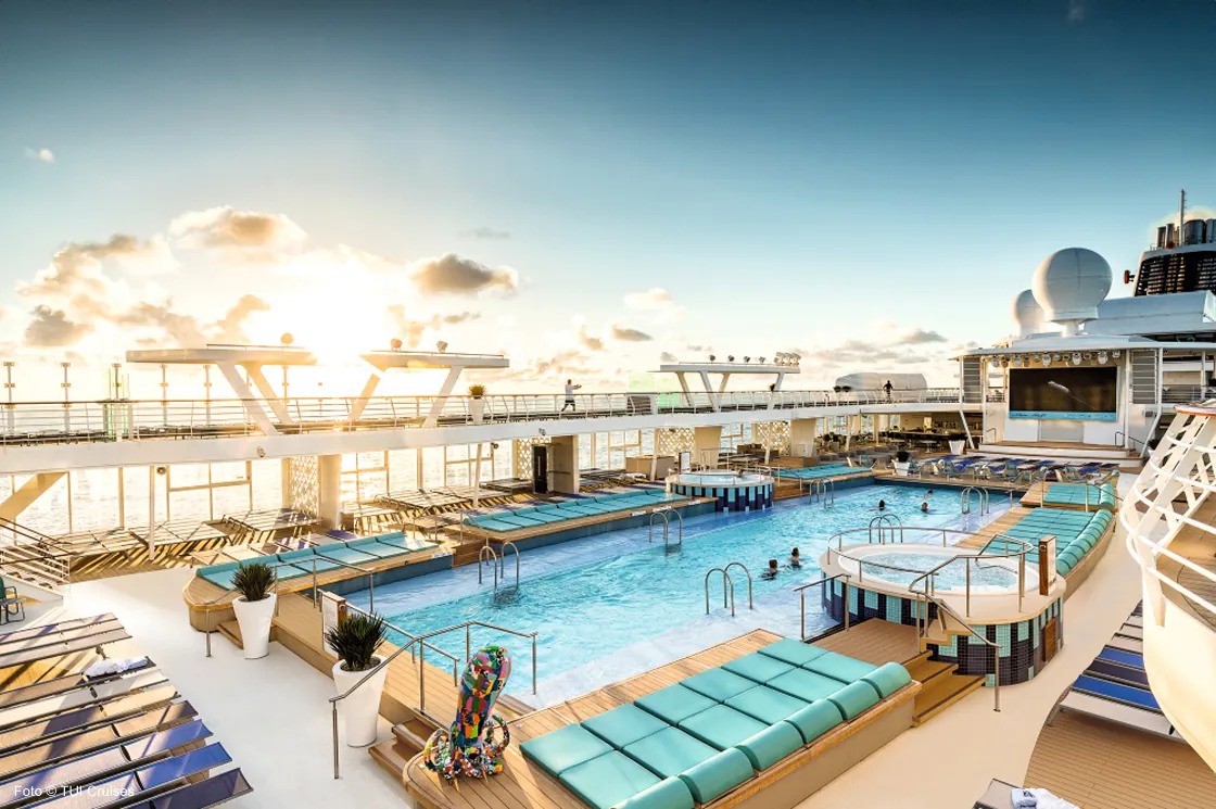 Mein Schiff 1